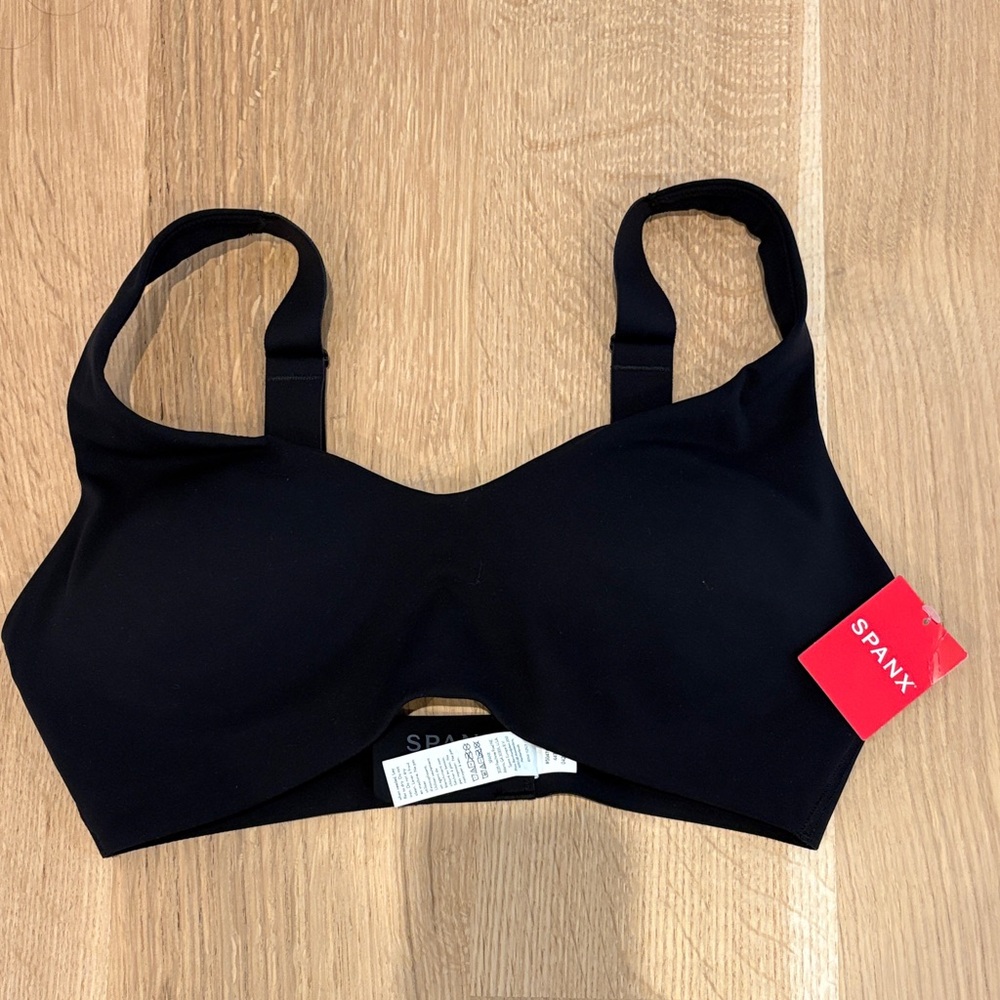 SPANX Low Impact Sports Bra